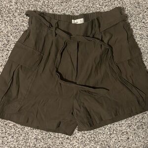 MPG Olive Women's Cargo Shorts